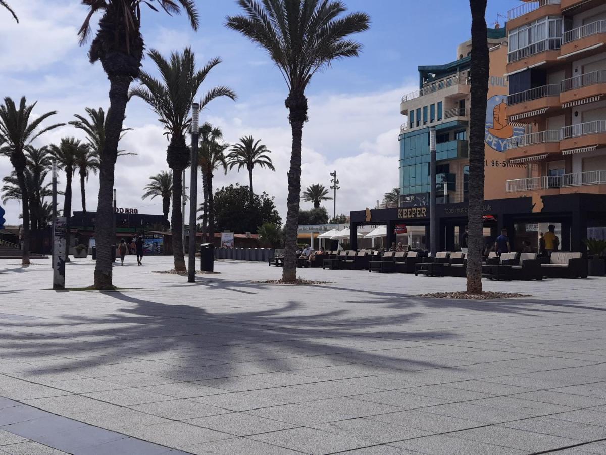 Moderno Apartamento Familiar Junto Al Mar - Conejito Apartment Torrevieja Luaran gambar